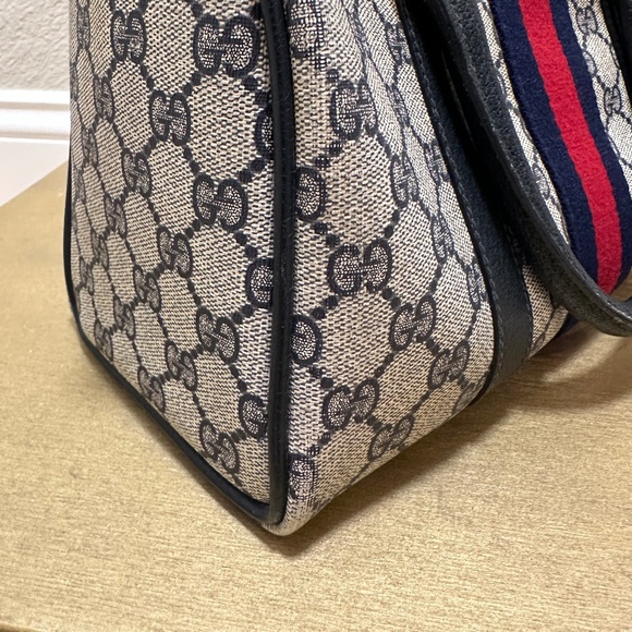 Gucci Vintage Boston Bag - Picture 6 of 17